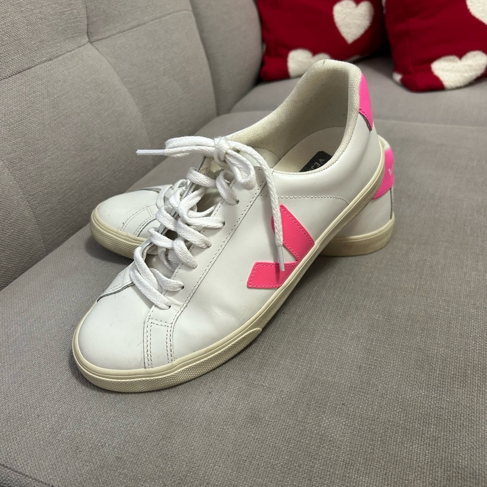 Leather Veja Campo sneaker